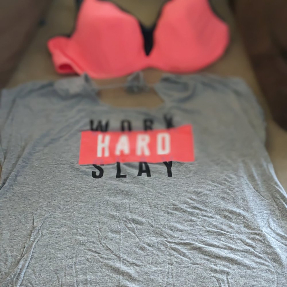 Work out shirt and matching Sports Bra